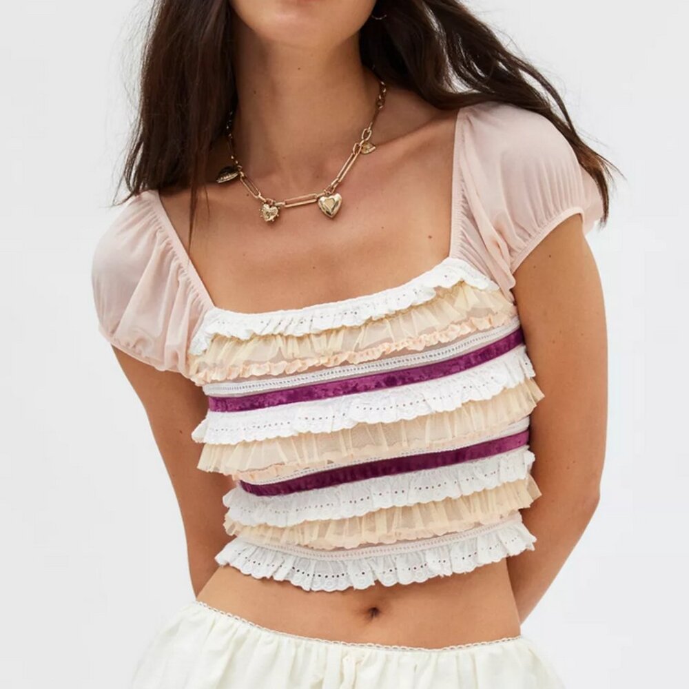 NWOT Kimchi Blue Liliana Ruffle Top